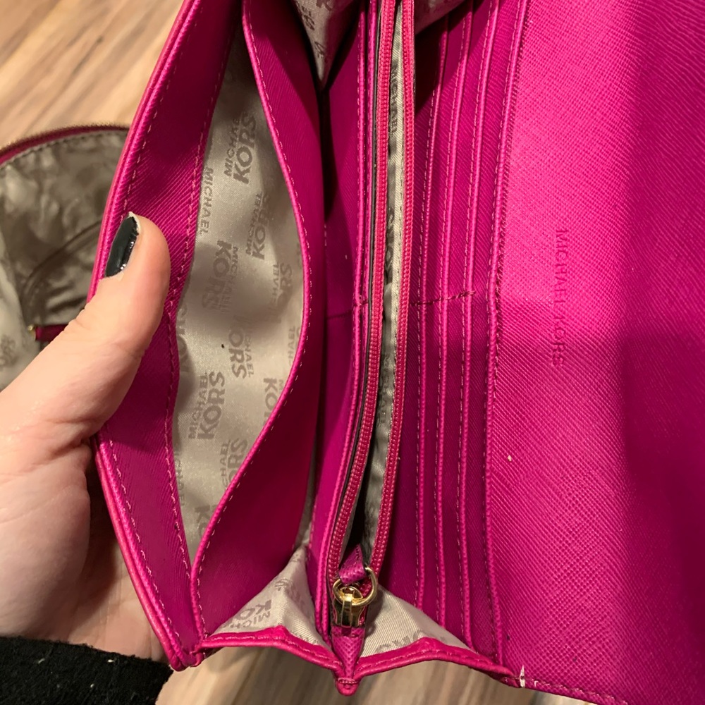 Large Michael Kors bag and wallet - Picture 3 of 3